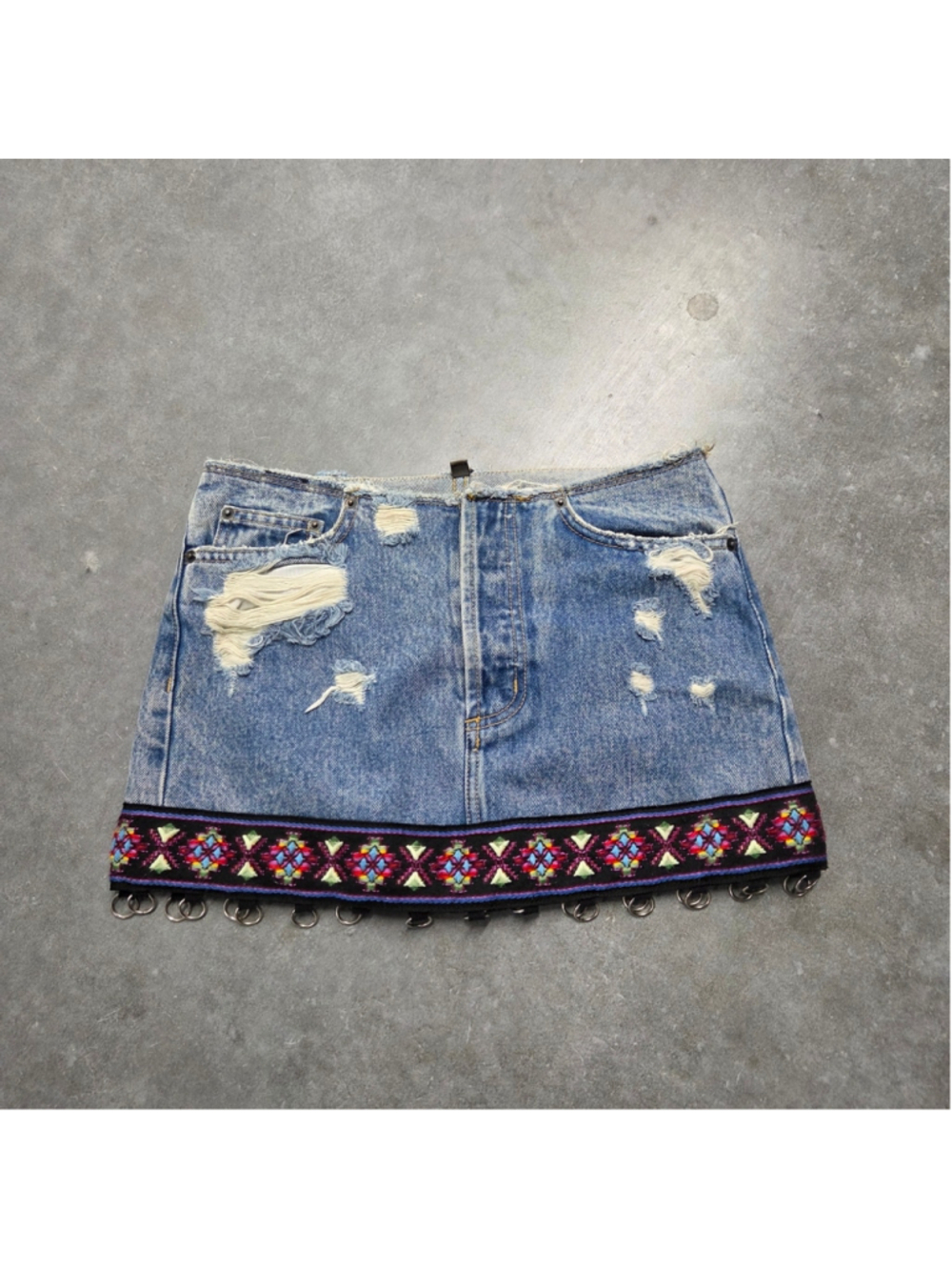Carmar Blue Distressed Jean Miniskirt Embroidered Size 24 Y2K Thrift Boho-Grunge